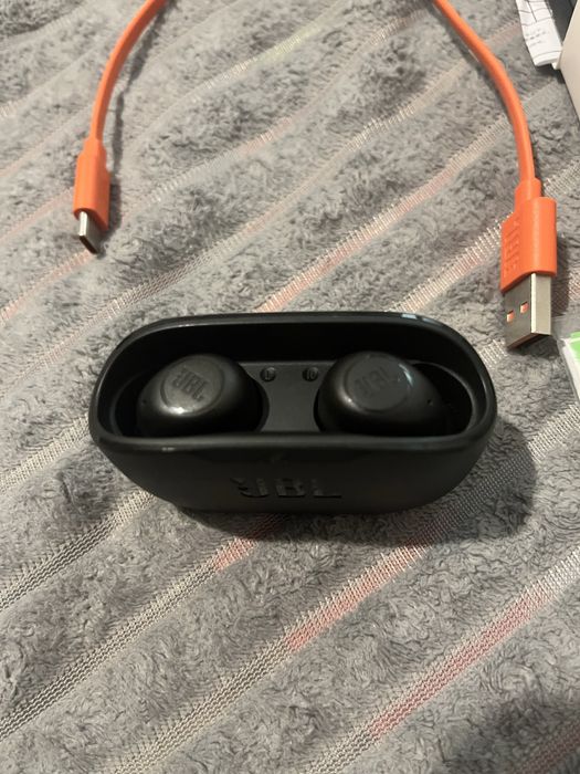 Наушники jbl wave buds