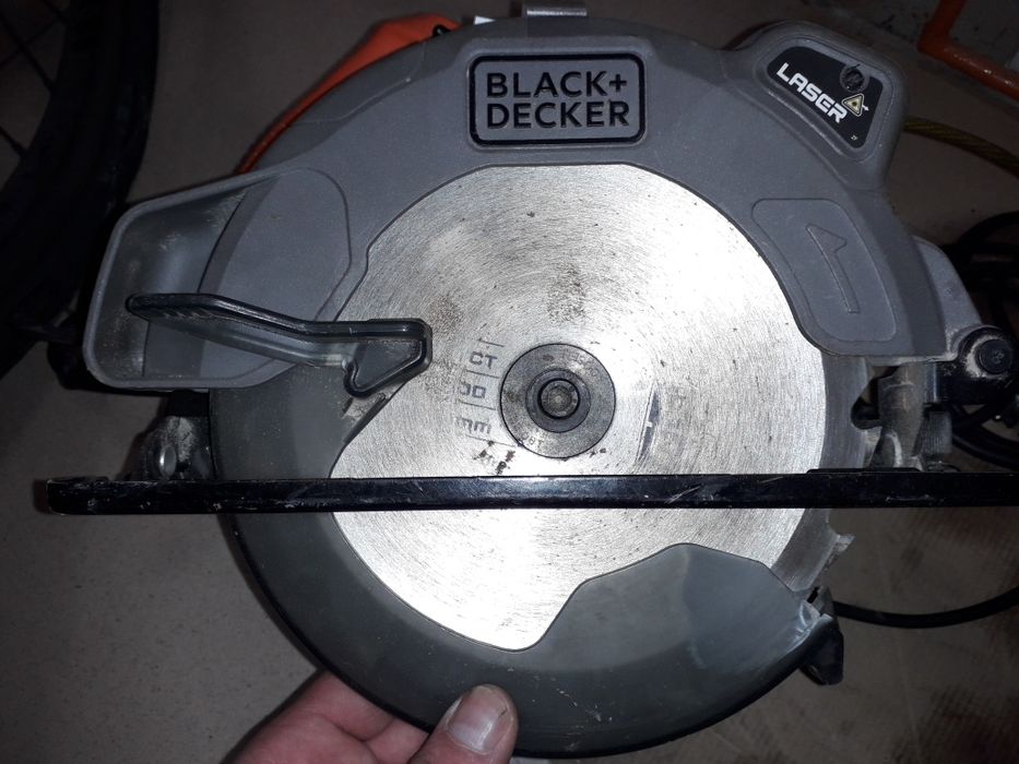 Пила циркулярная.