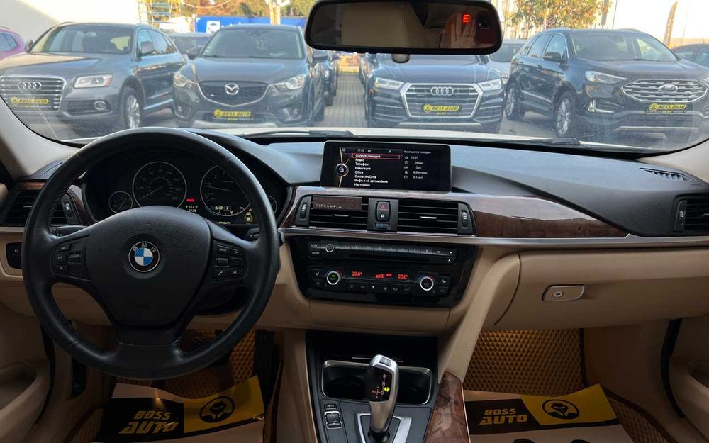 BMW 328XI 2013