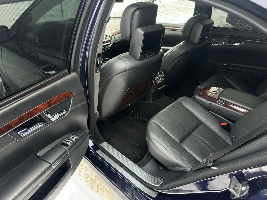 Продам Mercedes w221