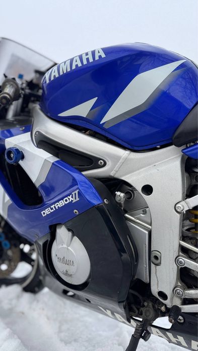 Yamaha r6 свіжопригнана (r1 gsxr hornet fazer fz6 suzuki honda cbr)