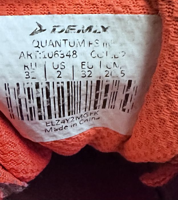 Продам дитячі футзалки (бутси для гри в залі)