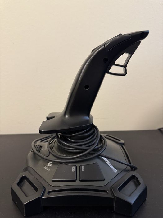 Logitech attack 3446673078736005121