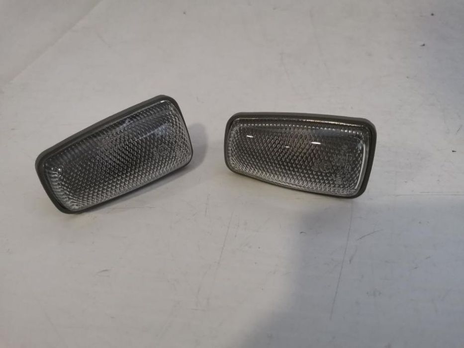 pisca piscas farolim guarda lamas citroen saxo / Peugeot 106 (novos)