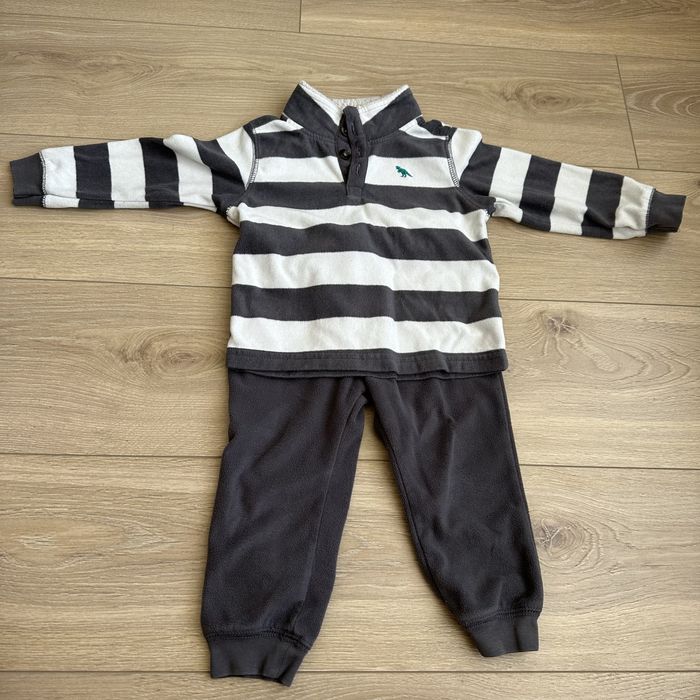 Carters флісовий костбм для хлопчика 24 місяці