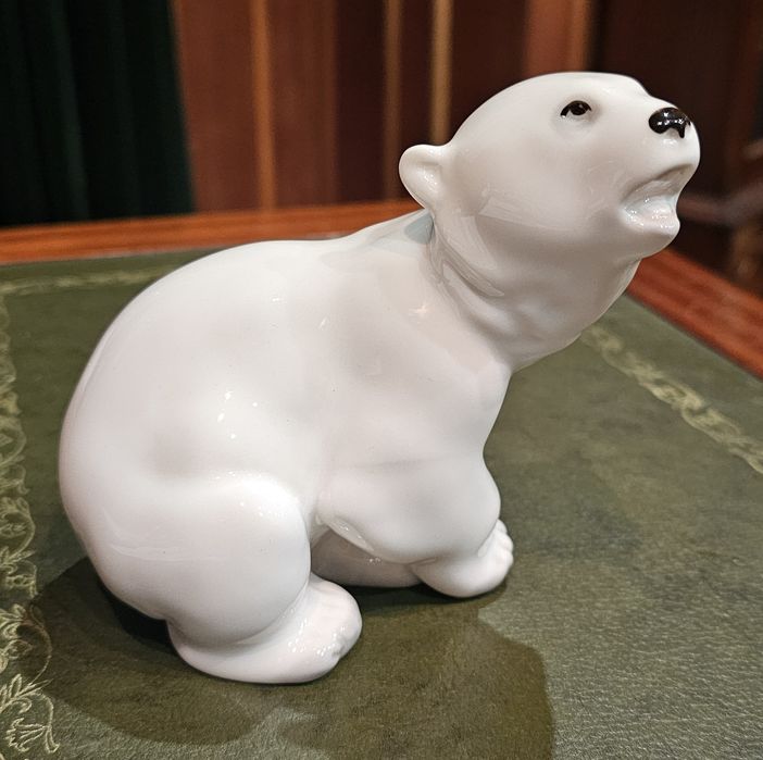 Білий ведмідь ЛФЗ відмінний стан