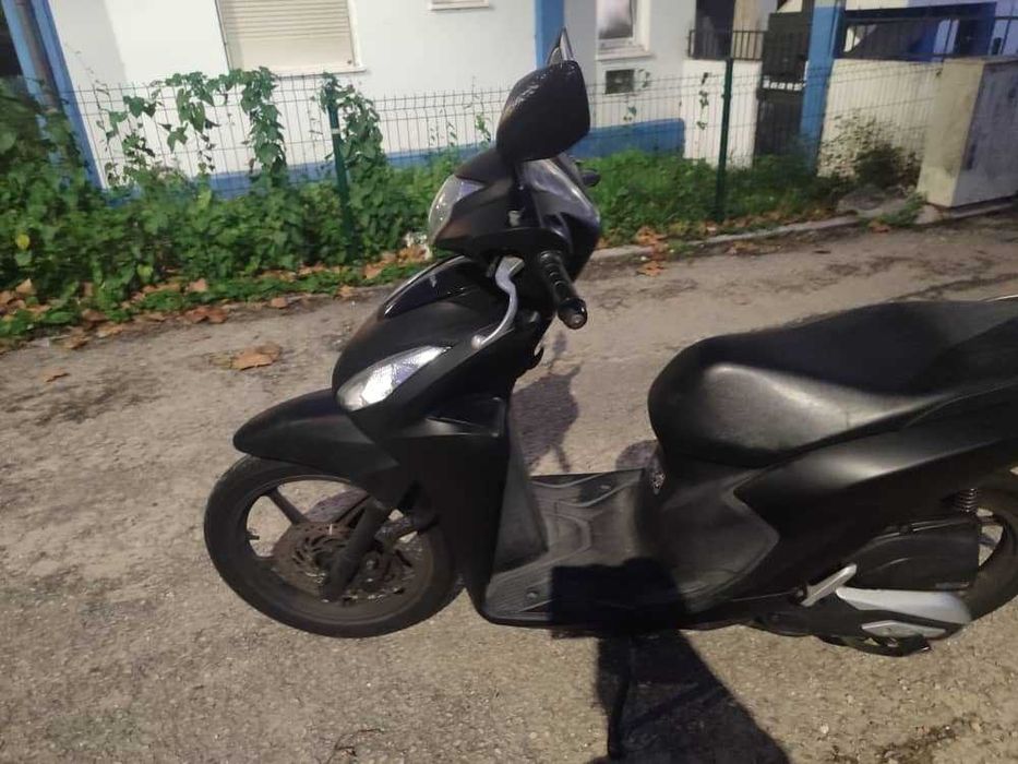 Honda Vision 110 | Excellent Condition | Top Box Included, 49,315 km – Ready to Ride