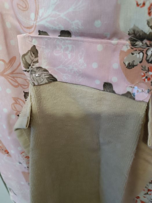 Nowy fartuszek kuchenny, zapinany ręczniczek na guziki