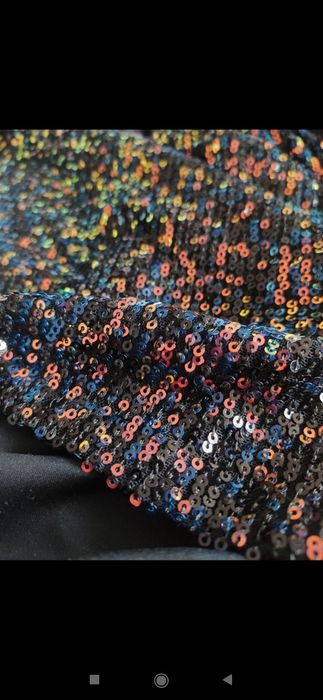 Cekinowa bluzka crop