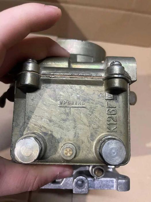 Карбюратори, помпа, бензонасос Газ 51,Газ 52, Газ 53, Газ 66, Уаз, Зил