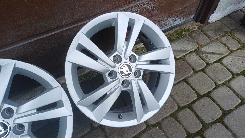 15" Alufelgi 5x100 vw polo golf fox BORA new beetle ibiza fabia rapid