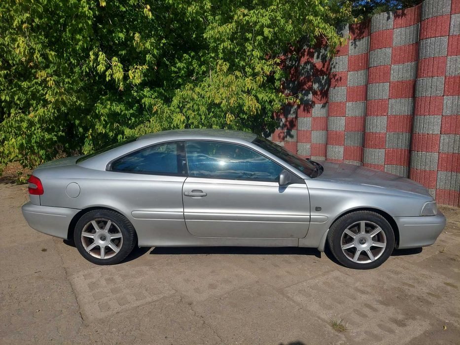 Volvo C70 2001.r