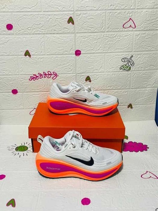 Nike Vomero Plus White R.40