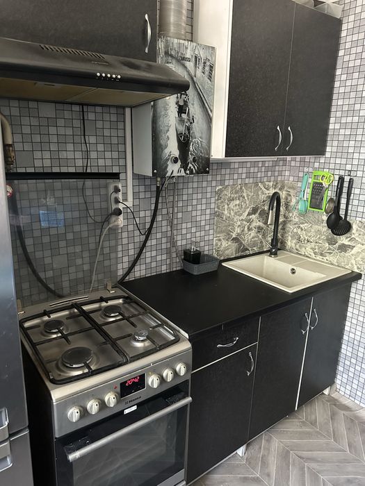 2 кімнатна Глобал Тиждень, місяць 1-3 людей Можна з тваринами