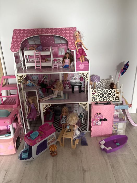 Domek dla lalek camper barbie lalki i akcesoria