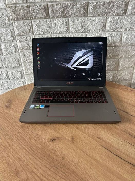 Супер Геймерский Ноутбук (8Гиговая видеокарта) Киберпанк, Танки