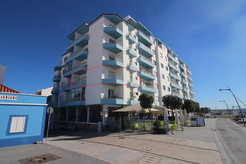 Armação de Pêra, T2 Frente á Praia dos Pescadores, Garagem, Vista Mar