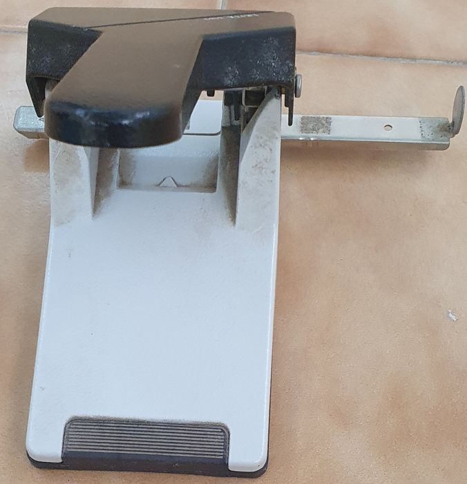 Furador LEITZ 5180 para escritório