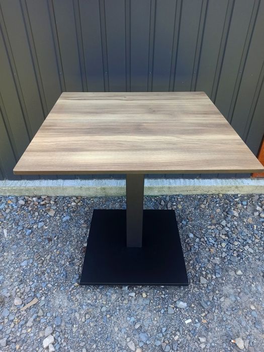 Stoliki do cukierni , baru , kawiarni