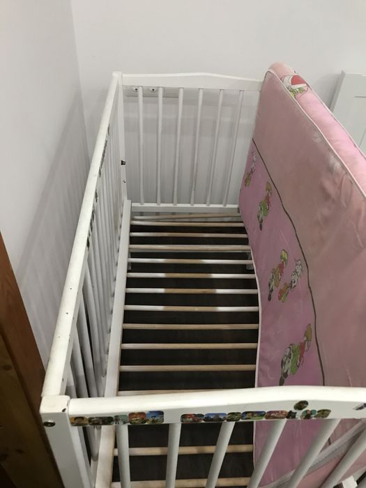 Ліжечко,колиска,матрас