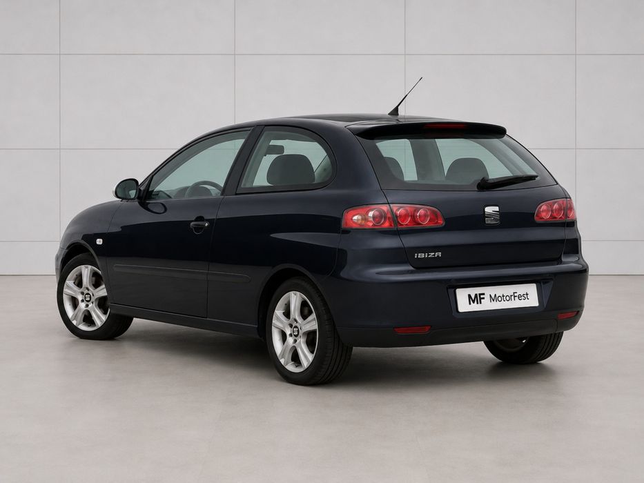 SEAT Ibiza 1.4 TDI — 2004 | 3 Portas — photo 4