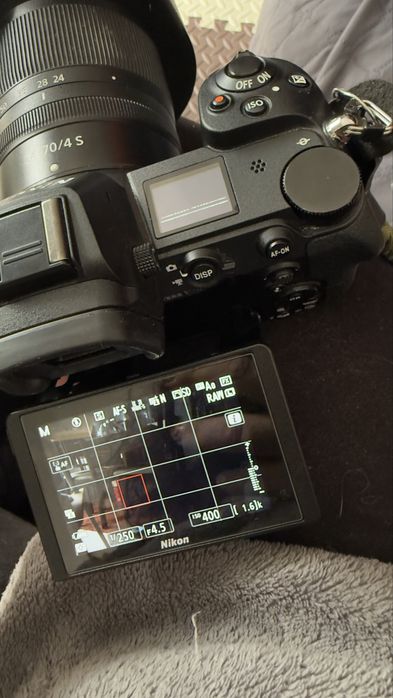 Nikon Z6 + FTZ + Lente 24-70mm/4S + EXTRAS (na descrição)