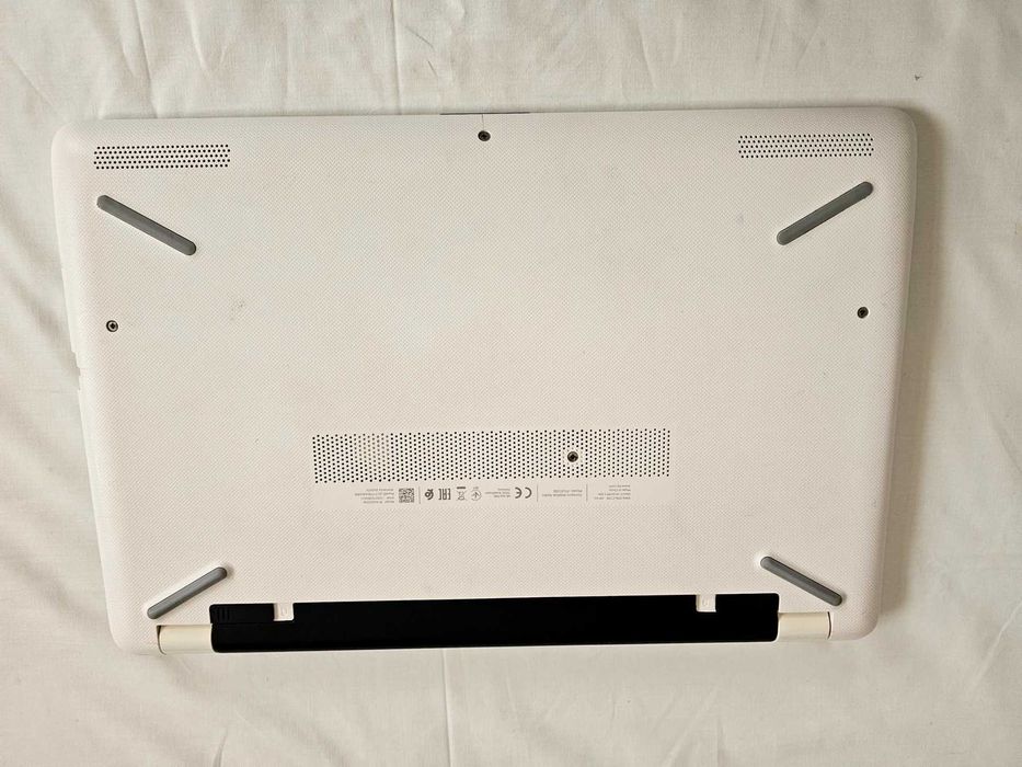 HP Notebook - 15-bs000np