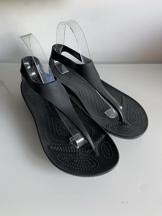 Nowe sandały japonki Crocs Serena Flip r. 41/42 W10 wyższa podeszwa