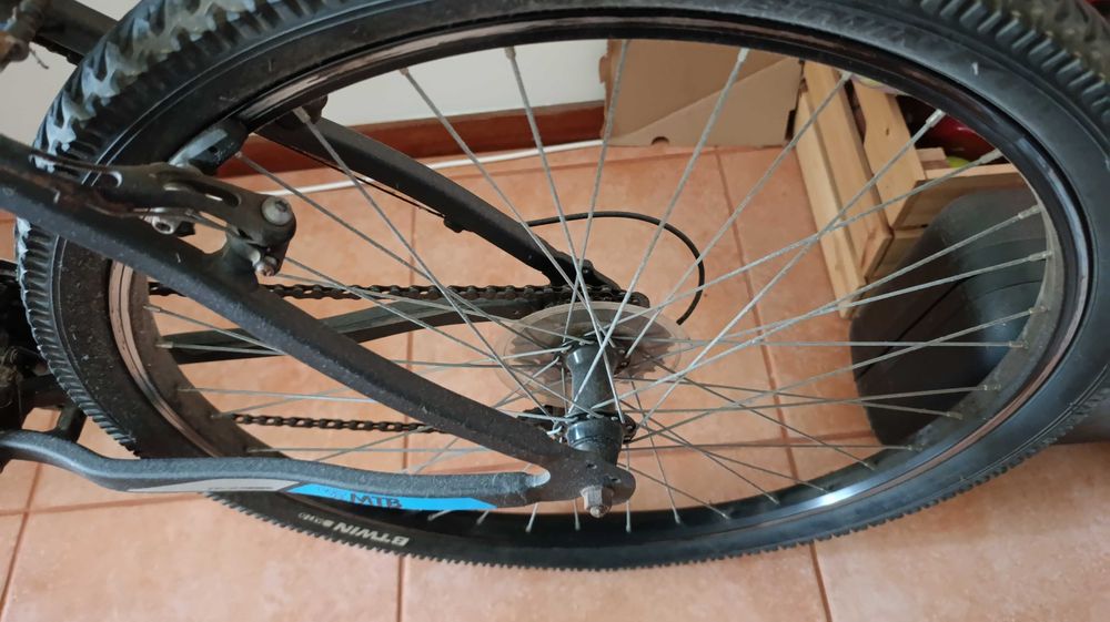 Bicicleta BTT em bom estado