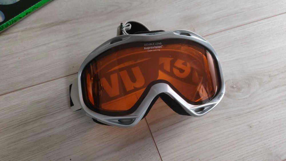 Google snowboardowe