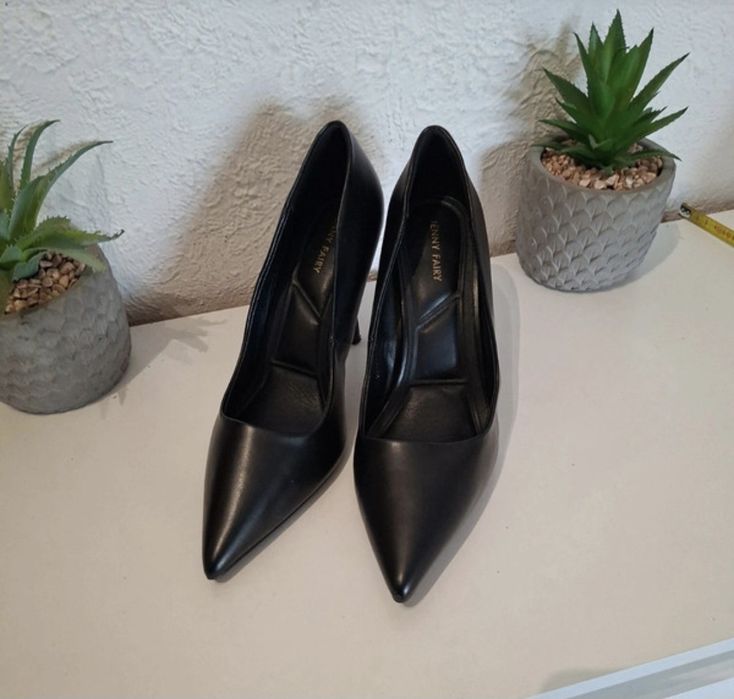 Czarne buty na obcasie