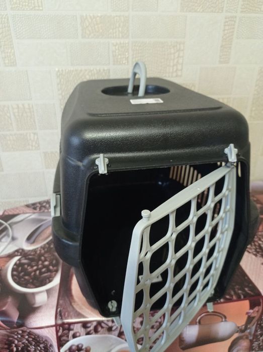 Переноска для котів/невеликих собак