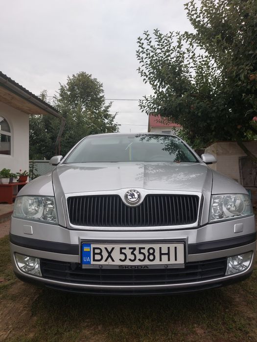 Продам шкоду октавія А5 1.6FSI