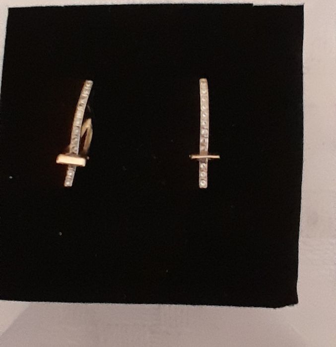 Продам золотые сережки 585проба 4.2гр