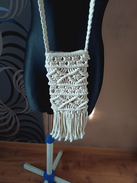 Mała torebka w stylu boho