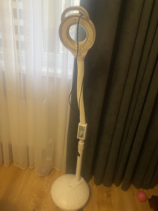 Перукарські меблі