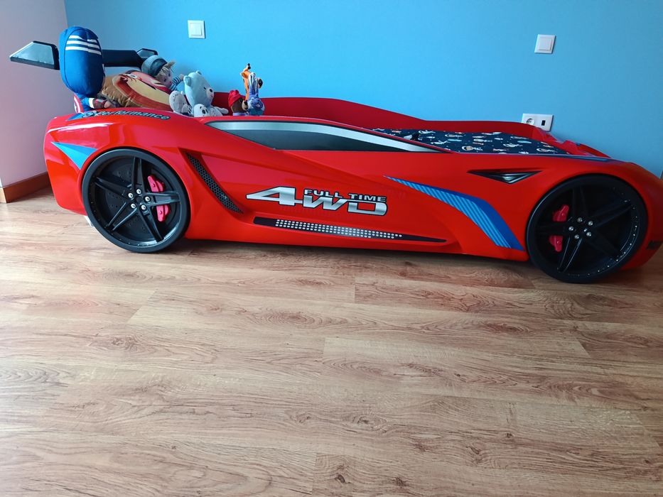 Cama carro 90x190cm com luzes led e música