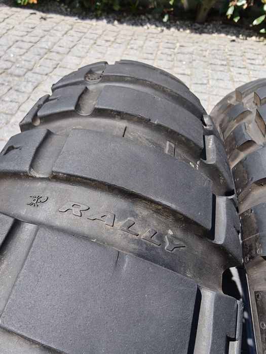 Pneus Pirelli moto usados
