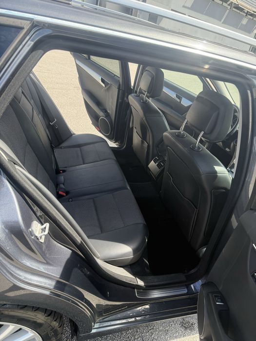 Mercedes-Benz C250 BlueEFFICIENCY Station 4MATIC
