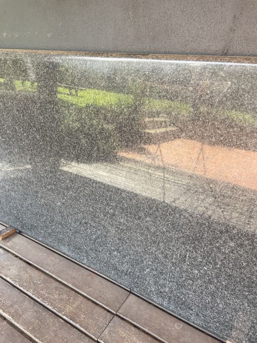 Granito polido – excelente estado