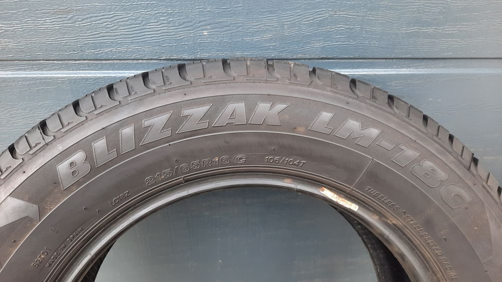 Bridgestone 215/65 R16 C Blizzak LM-18 C