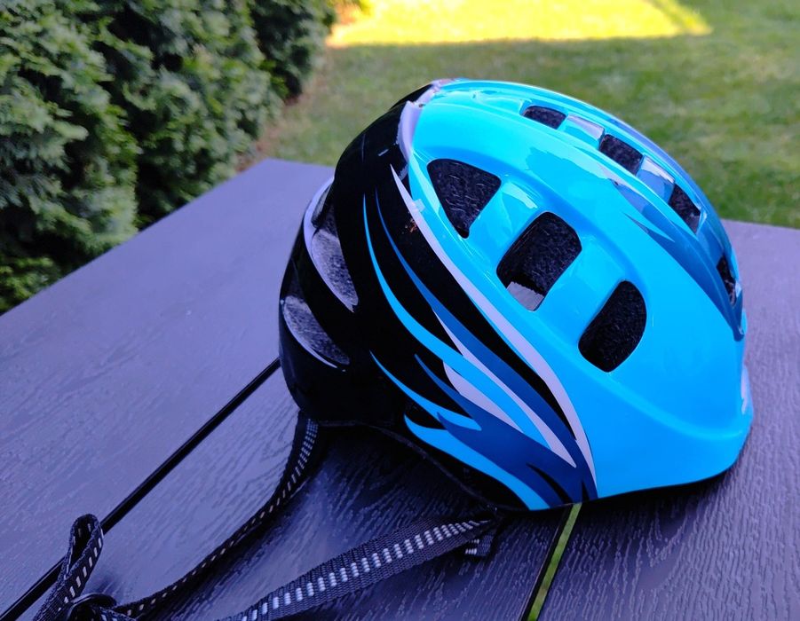 Kask dziecięcy Meteor roz.52-56cm lekko używany