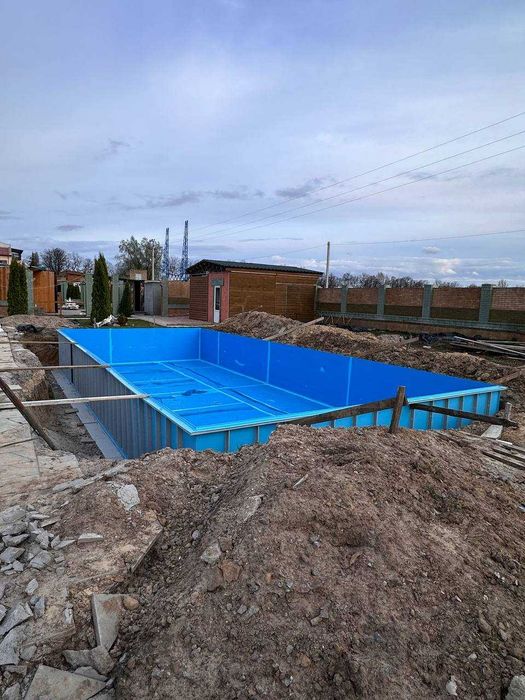Пластиковий басейн під замовлення
