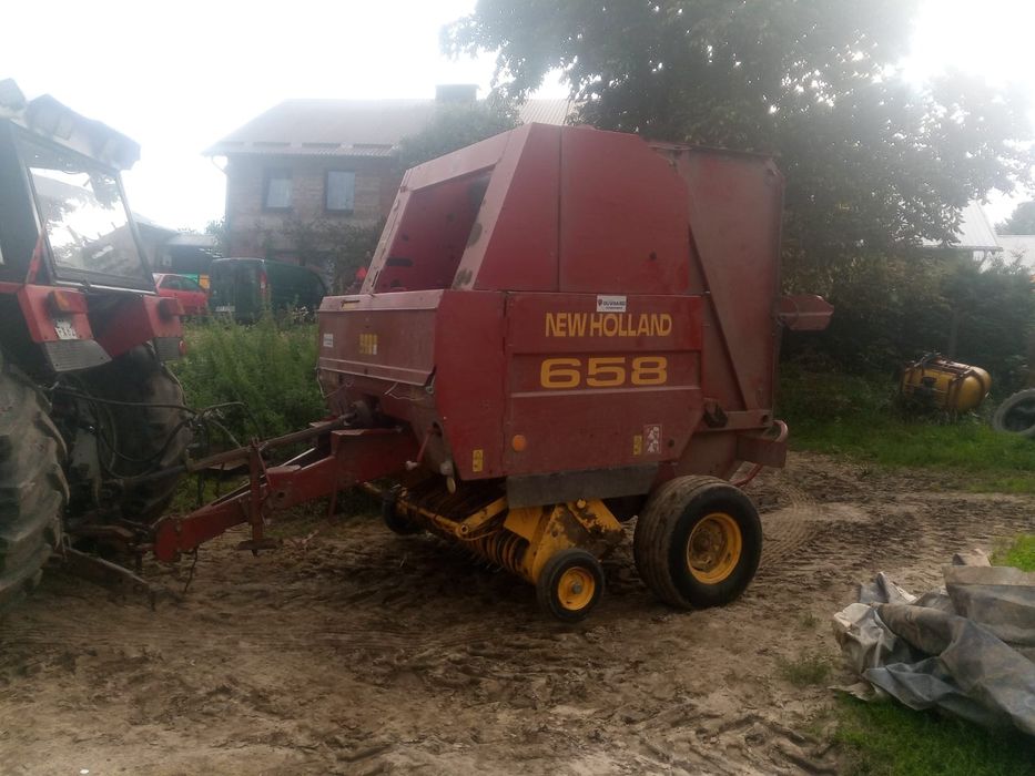 Prasa rolująca pasowa new holland