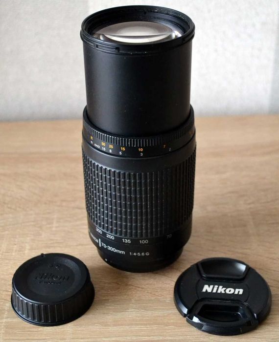 Obiektyw do Nikona-Nikkor AF70-300mm