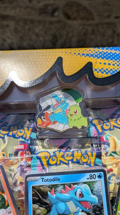 Pokémon TCG: First Partners Deluxe Pin Collection