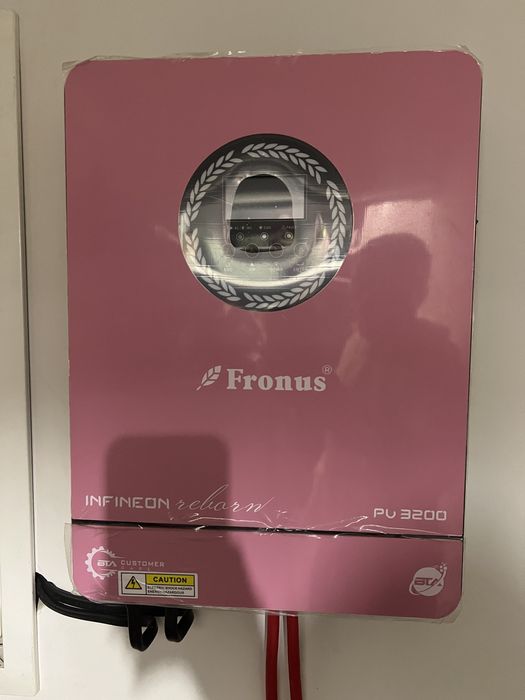 Інвертор гібридний Fronus Infineon SP-3200-24V 3200W 3кВт