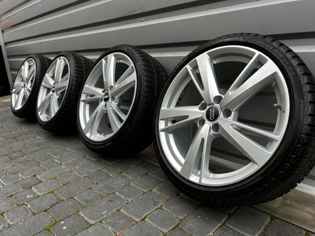 Oryginalne Felgi Audi 19 RS3 S3 A3 A4 A6 TT