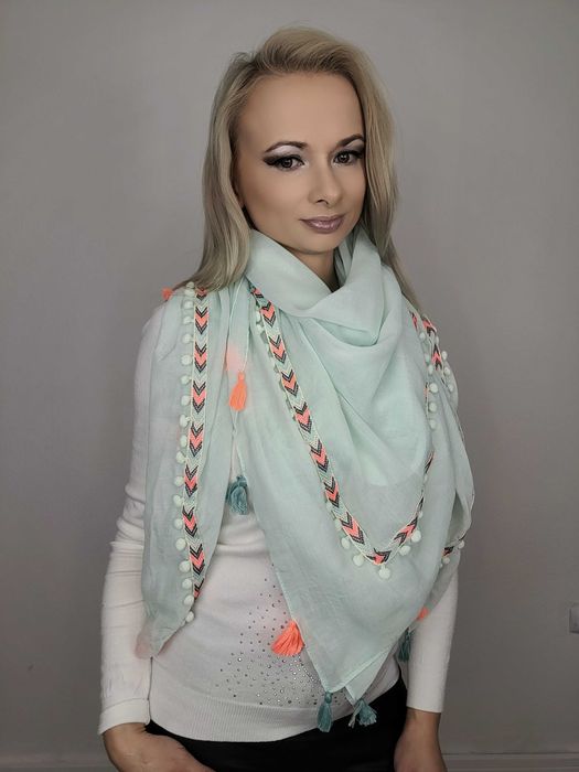 Szal MIĘTOWY chusta wiosenna w stylu BOHO