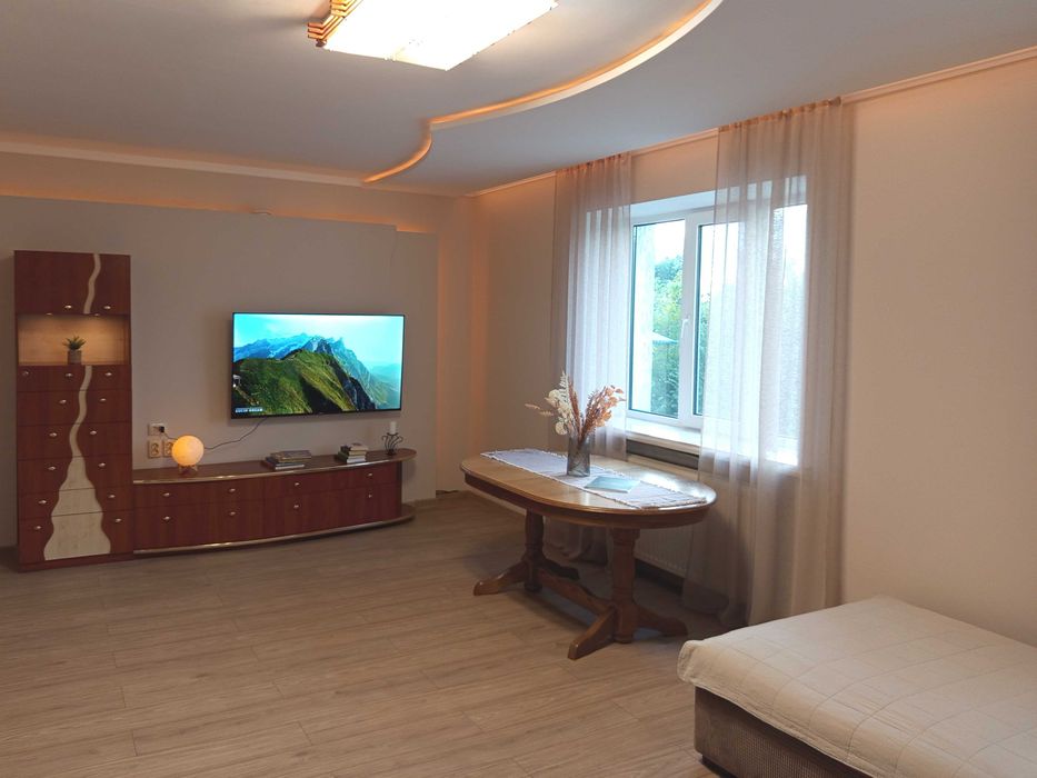 Будинок на велику команію На Свята Тераса/Сауна/Басейн  Family Estate